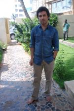 Aamir Bashir on location of film Future Toh Bright Hai Ji on 1st April 2012 (14).JPG